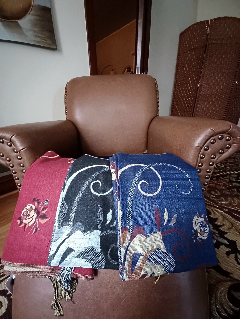 ELEGANT BUTTERFLY DESIGN SCARF TRIO SET OF 3-(NWT)